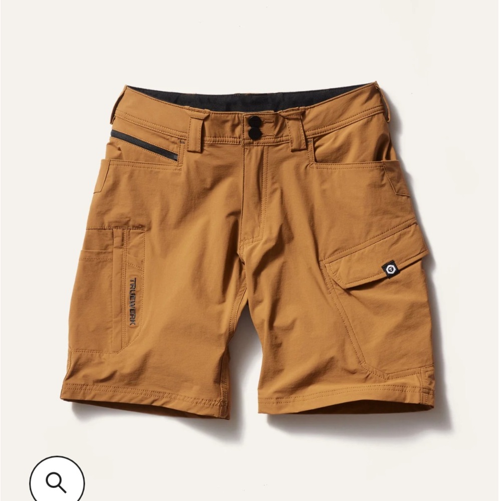 NWOT Truewerk T1 Men's Brown Cargo Shorts